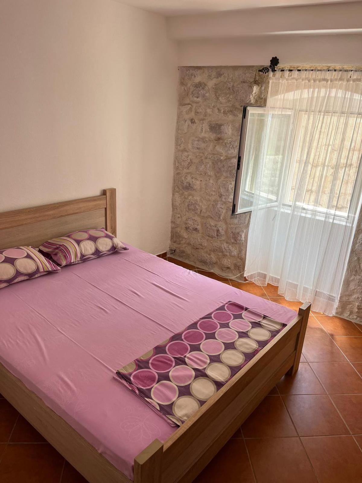 Pavle Apartmani Risan Exterior photo